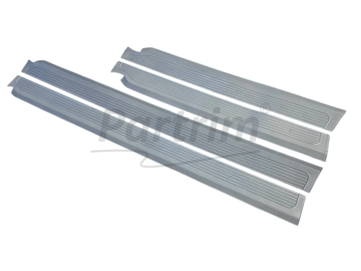 MERCEDES W115 DOOR SILL COVER RUBBER 4 Pcs GREY