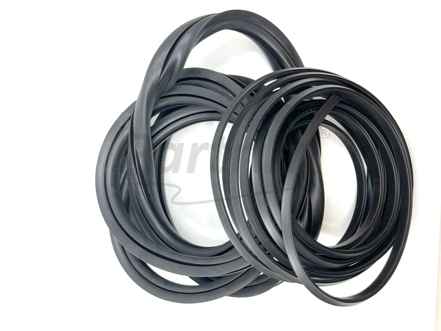 BMW E30 RUBBER FRONT WINDSHIELD SEAL WITH BLACK  WINDSHIEL MOLDING TRIM COUPE & SEDAN