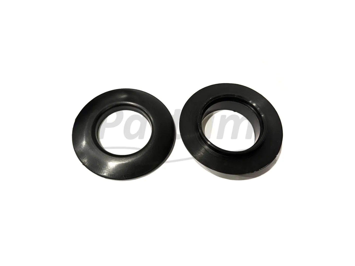 VW OLD BEETLE  PAIR OF REAR SEAT KICK PANEL HEATER OUTLET GROMMETS - BEETLE 64-79 2 Pcs