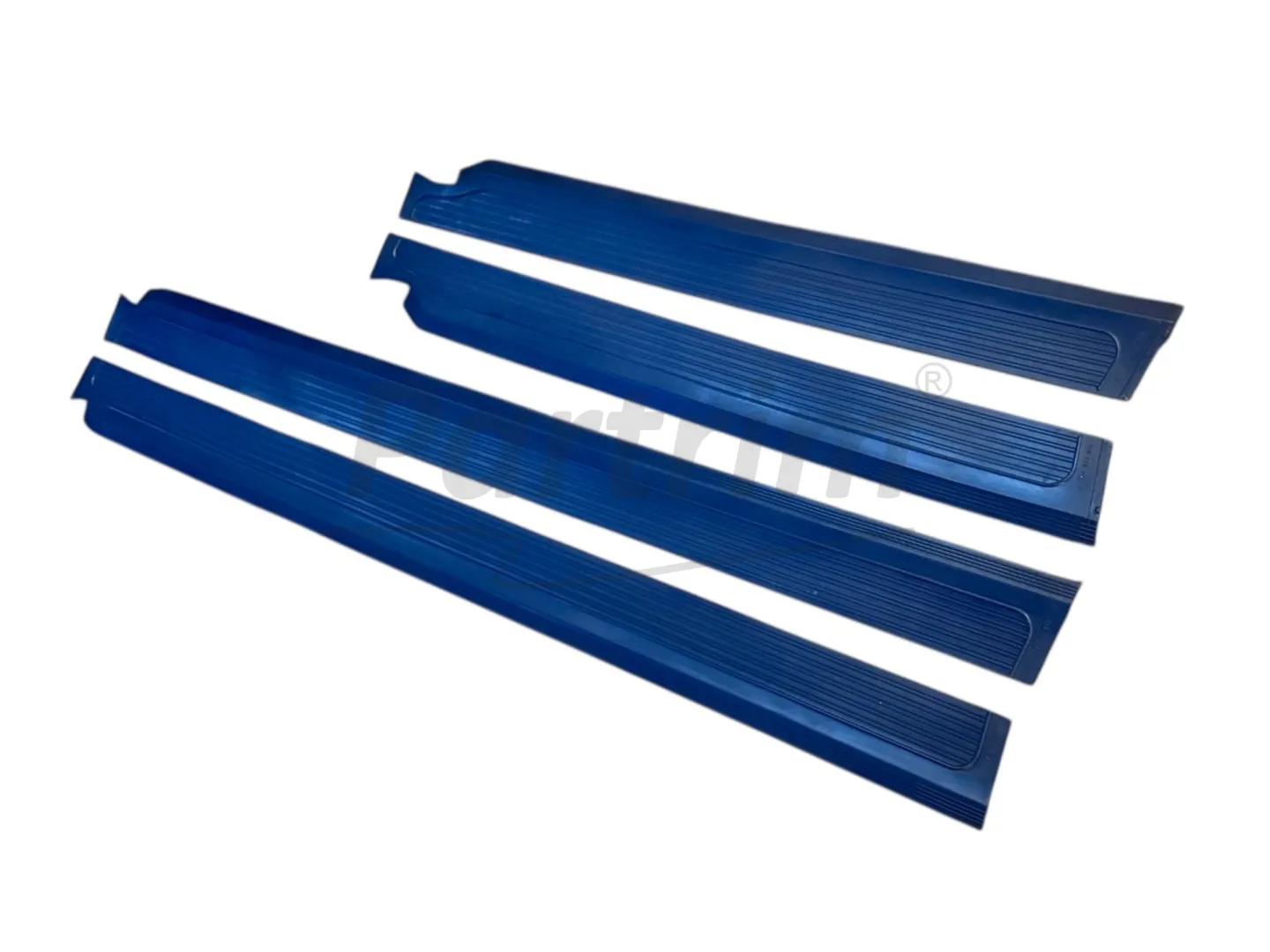 MERCEDES W115 DOOR SILL COVER RUBBER 4 Pcs DARK BLUE