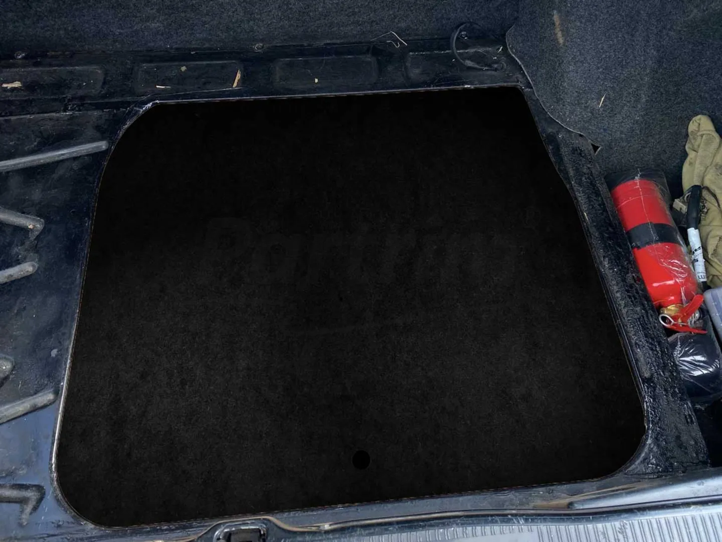 MERCEDES W116 TRUNK COVER