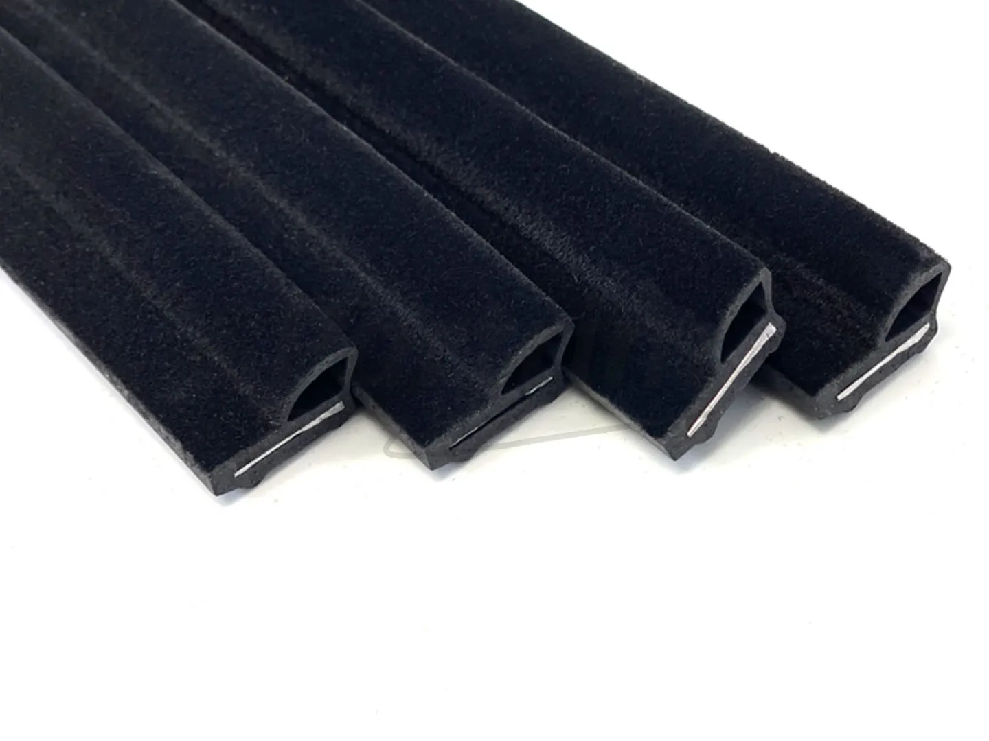 MERCEDES W114  W115 W116 DOOR WINDOW OUTER SCRAPER BRUSH BELT SEAL SET 4 Pieces