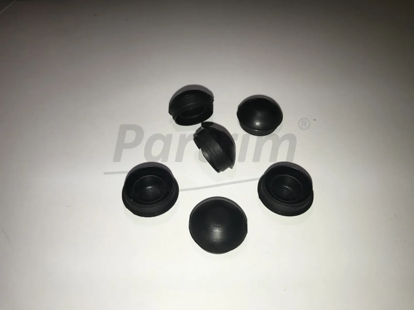VW OLD BEETLE 1200 - 1300 - 1303 WINDSHIELD WIPER SHAFT CAP 1 PCS
