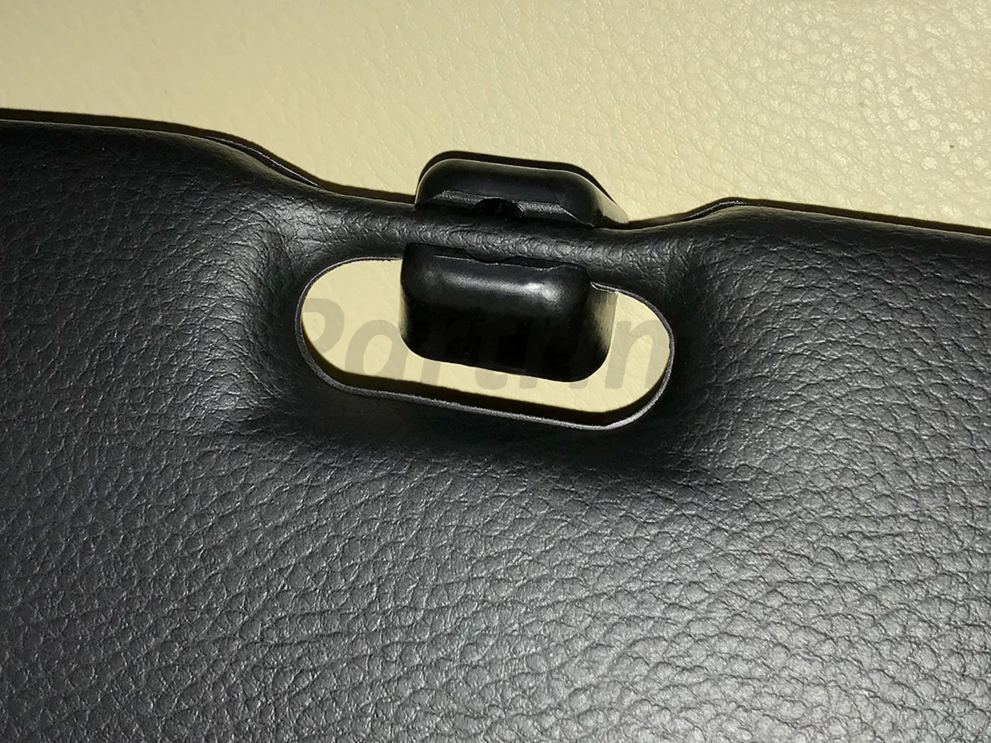 PORSCHE 911 SUN VISOR SUPPORT CLIPS
