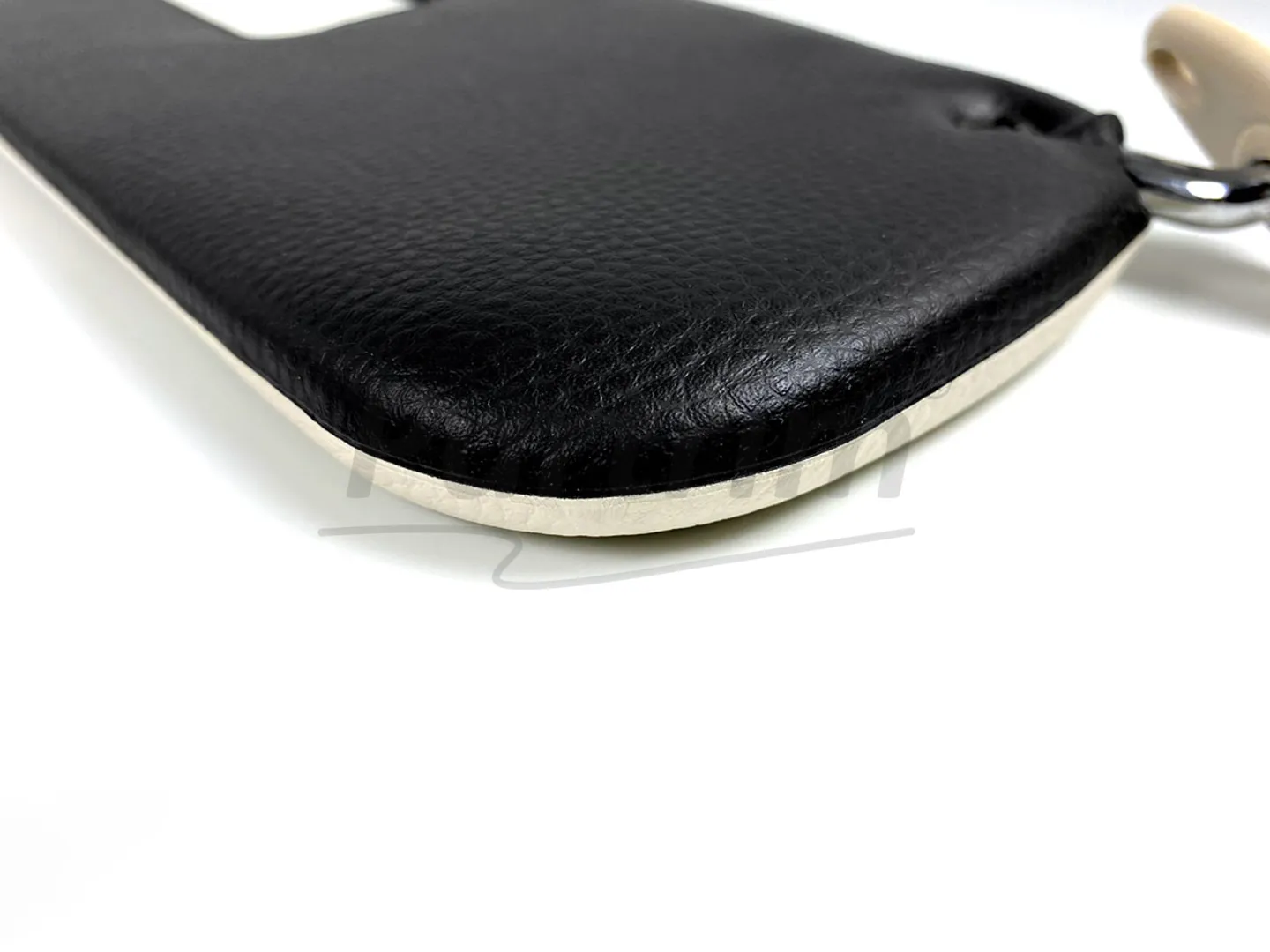 BMW E10 (2002) SUNVISOR CREAM & BLACK